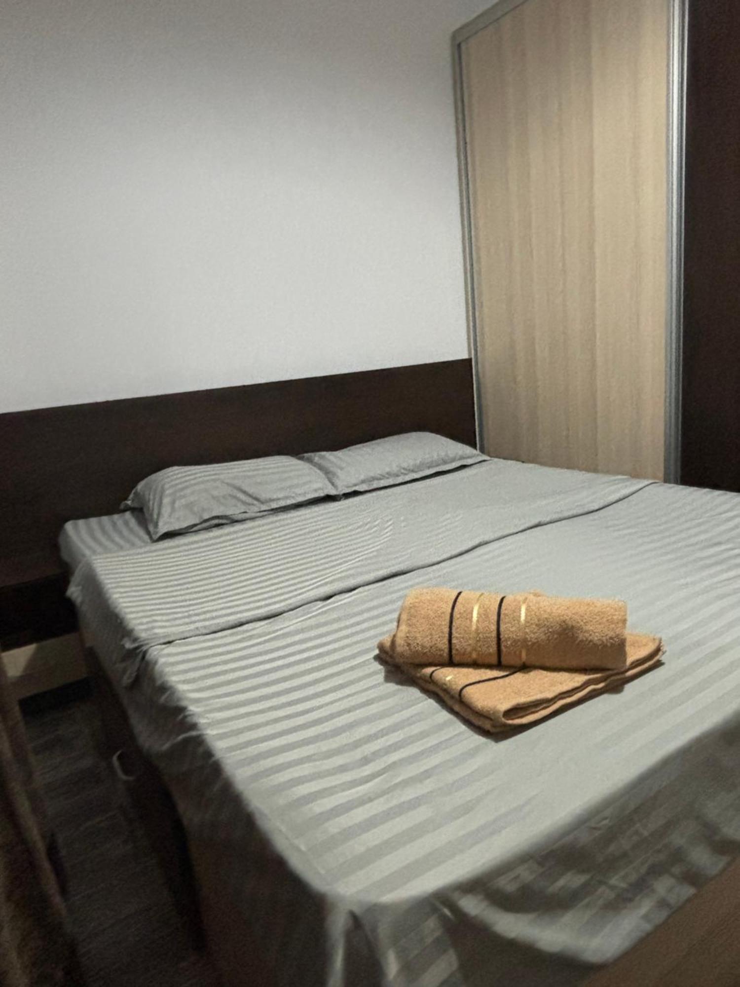 Sweet Home Iasi Airport 2 Екстериор снимка